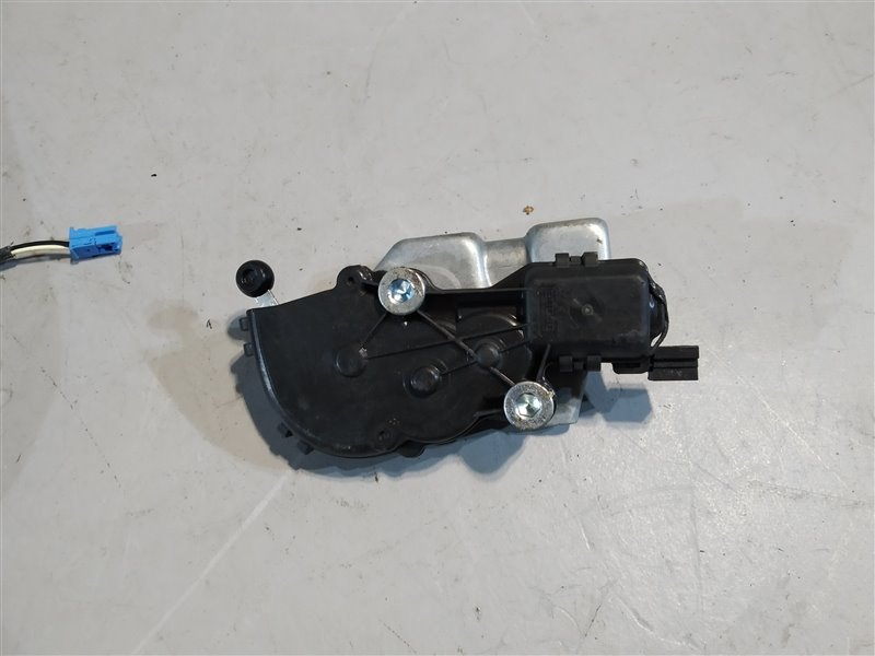 стекло кузовное, 4540 рублей, Санкт-Петербург