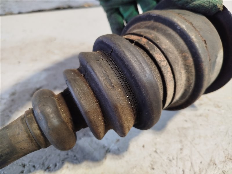 полуось, 2825 рублей, Санкт-Петербург