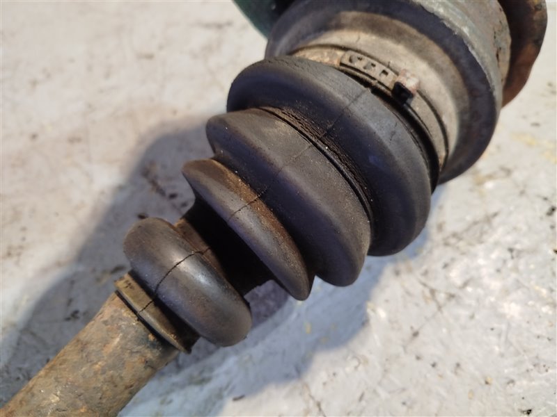 полуось, 2730 рублей, Санкт-Петербург