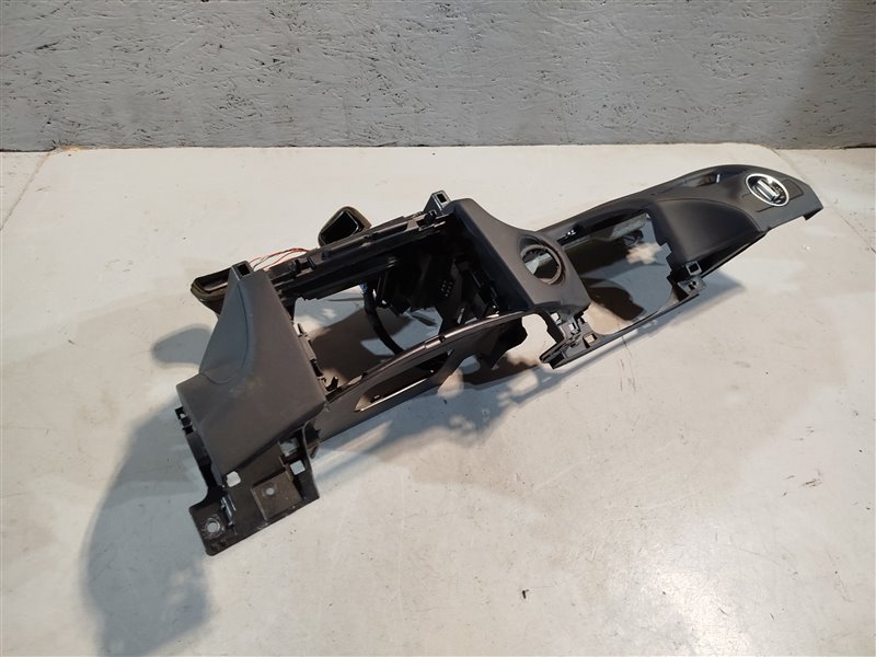 накладка под торпедо, 9910 рублей, Санкт-Петербург