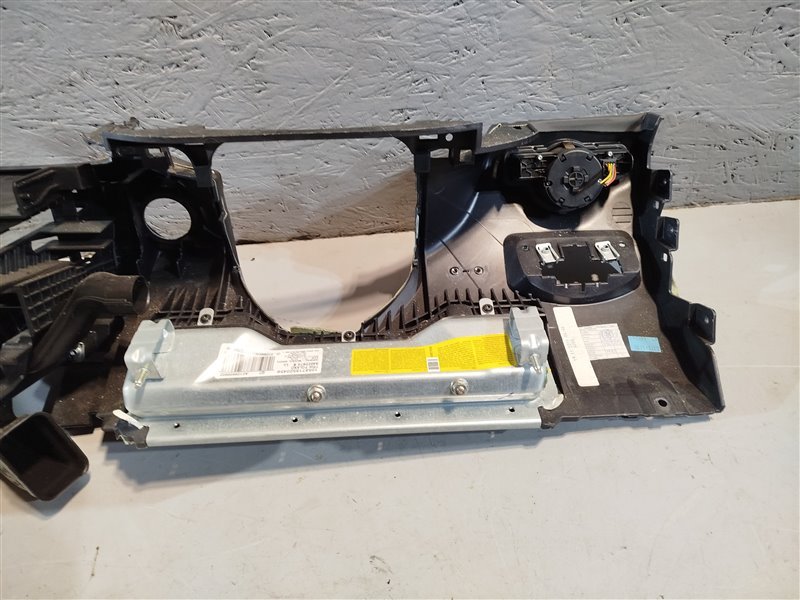 накладка под торпедо, 9910 рублей, Санкт-Петербург