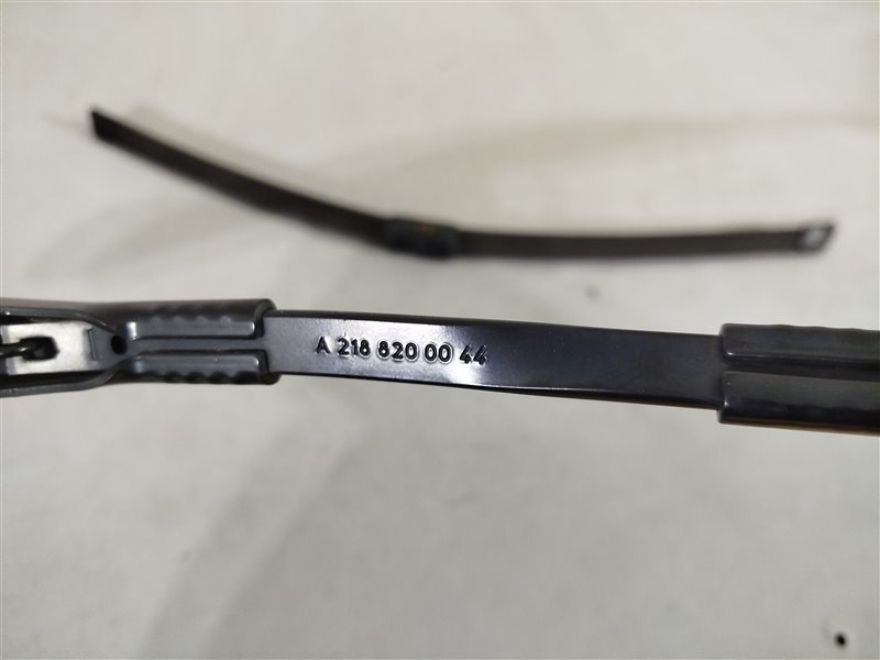 поводок стеклоочистителя, 1320 рублей, Санкт-Петербург