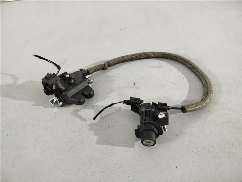 замок багажника, 1670 рублей, Санкт-Петербург