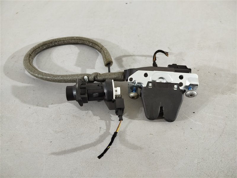 замок багажника, 1670 рублей, Санкт-Петербург