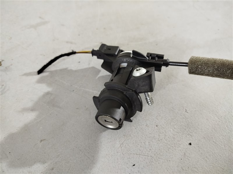 замок багажника, 1670 рублей, Санкт-Петербург