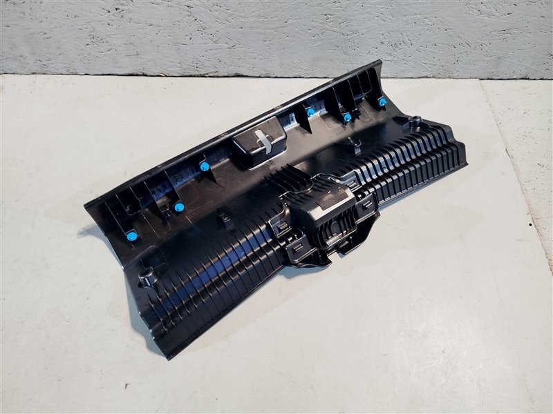 накладка багажника, 2175 рублей, Санкт-Петербург