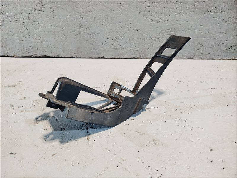 кронштейн бампера, 2435 рублей, Санкт-Петербург