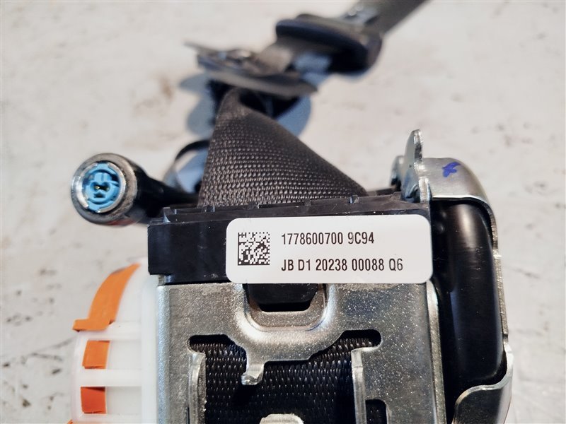 ремень безопасности, 13000 рублей, Санкт-Петербург