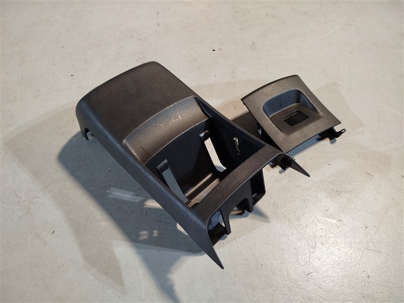 панель подлокотника, 9000 рублей, Санкт-Петербург