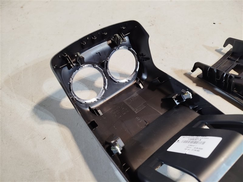 панель подлокотника, 9000 рублей, Санкт-Петербург