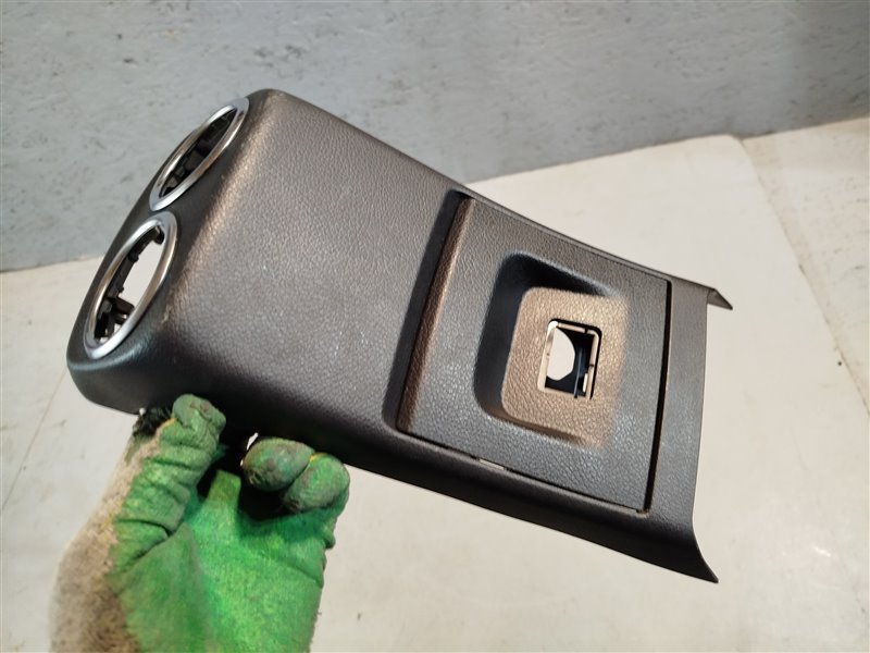 панель подлокотника, 9000 рублей, Санкт-Петербург