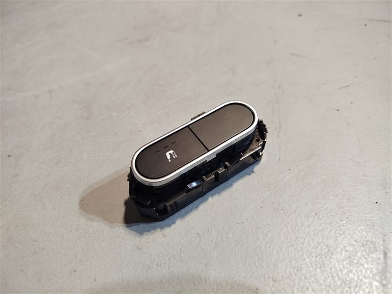 Кнопка подогрева сиденья, 2795 рублей, Санкт-Петербург