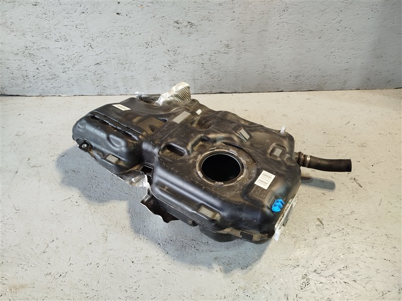 бак топливный, 10000 рублей, Санкт-Петербург