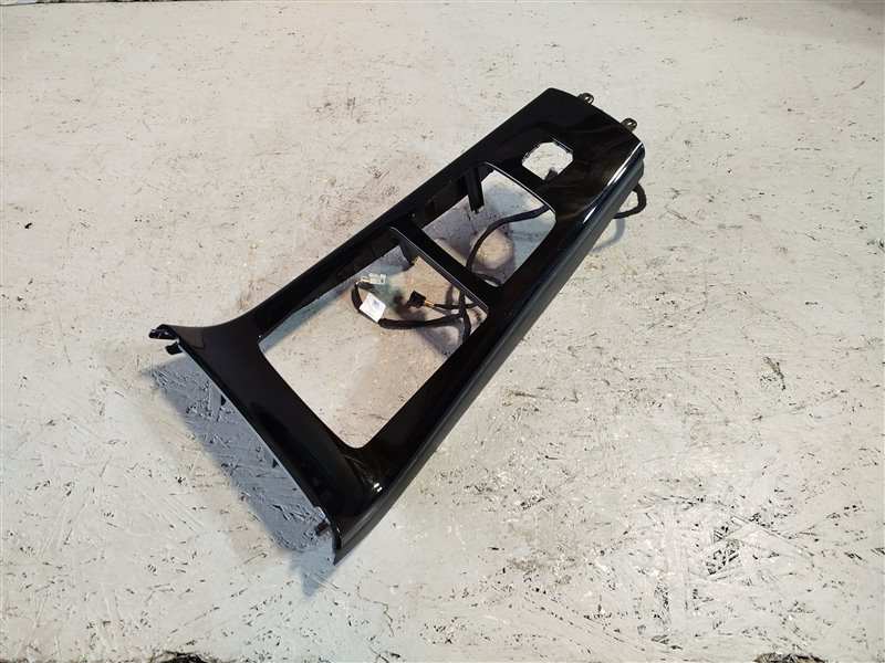 центральная консоль, 14000 рублей, Санкт-Петербург