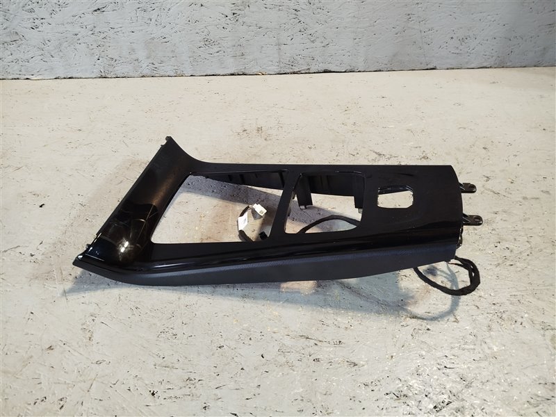 центральная консоль, 14000 рублей, Санкт-Петербург