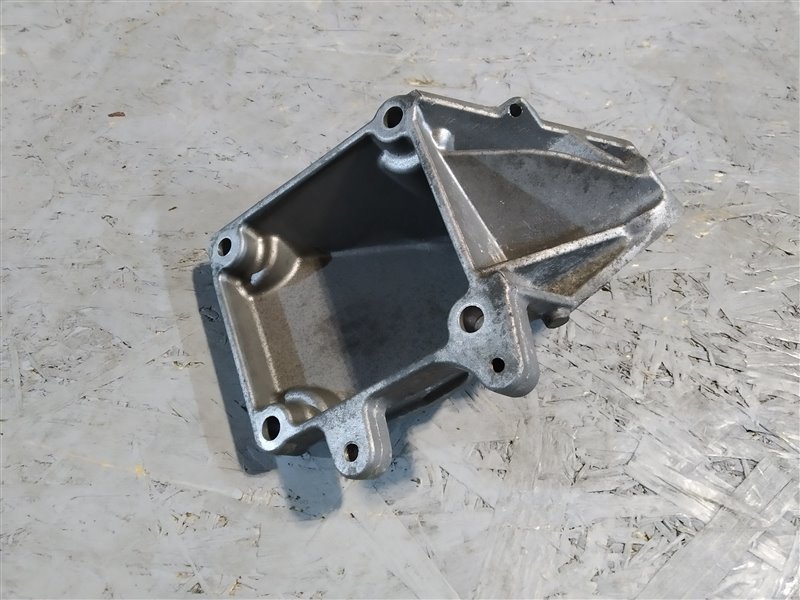 кронштейн двигателя, 1590 рублей, Санкт-Петербург