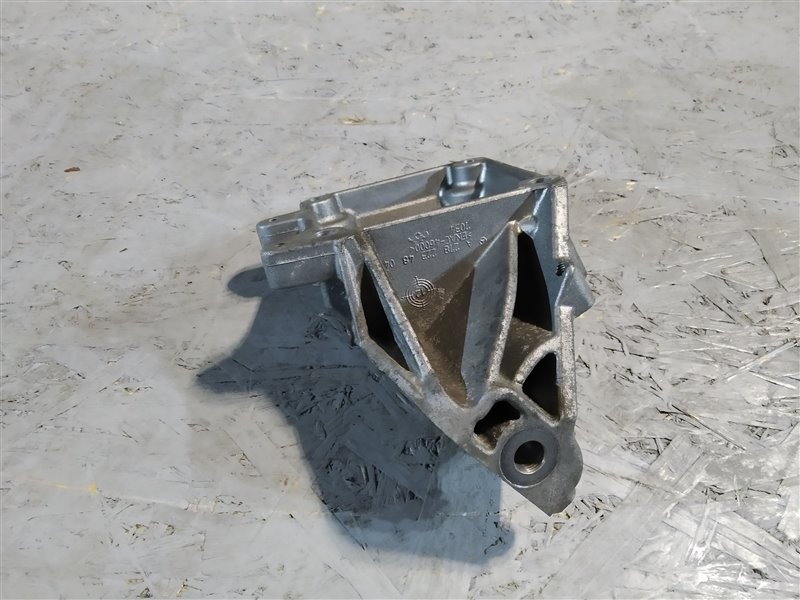 кронштейн двигателя, 1590 рублей, Санкт-Петербург