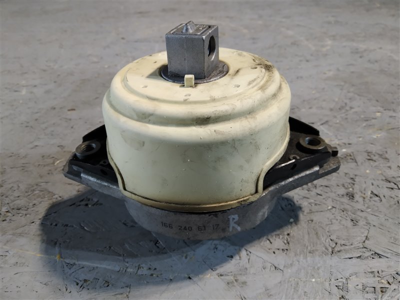 подушка двигателя, 3075 рублей, Санкт-Петербург