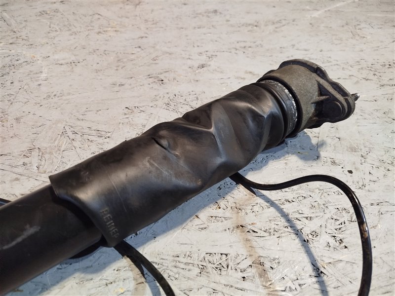 амортизатор, 15695 рублей, Санкт-Петербург