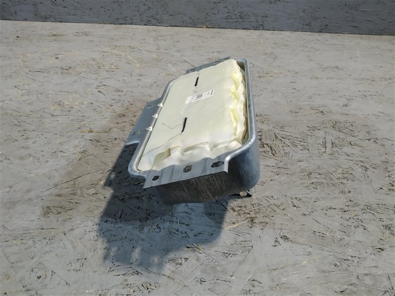 подушка в торпедо, 5300 рублей, Санкт-Петербург