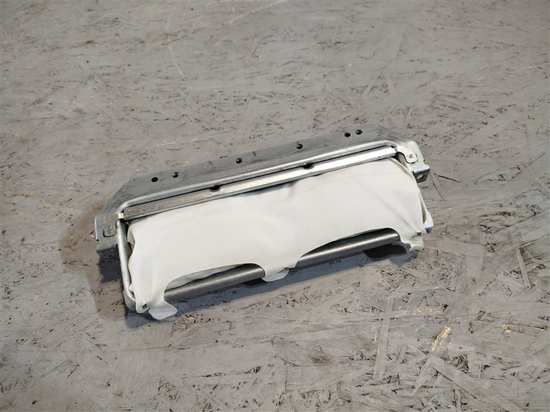 подушка безопасности коленная, 2795 рублей, Санкт-Петербург