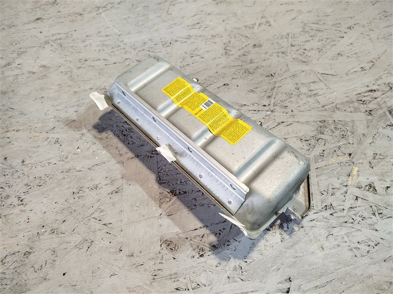 подушка безопасности коленная, 2795 рублей, Санкт-Петербург