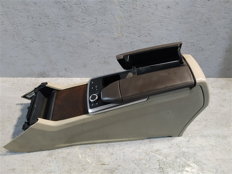 подлокотник, 7855 рублей, Санкт-Петербург