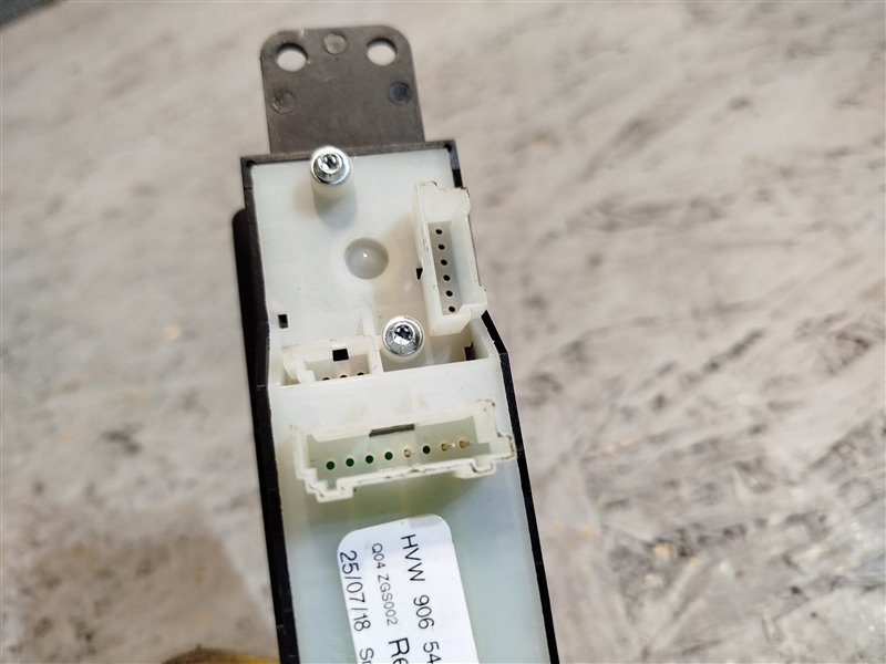 кнопка стеклоподъемника, 1330 рублей, Санкт-Петербург