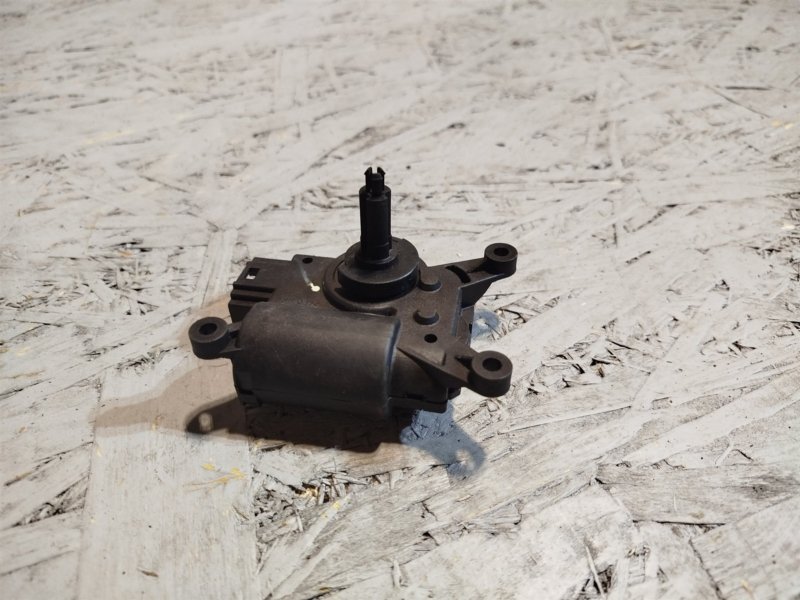 моторчик заслонки печки, 2215 рублей, Санкт-Петербург