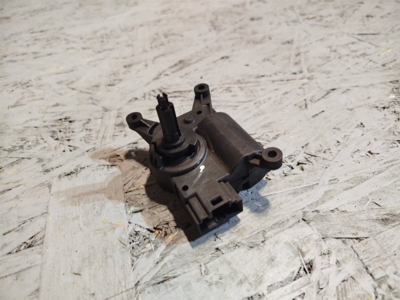 моторчик заслонки печки, 2215 рублей, Санкт-Петербург