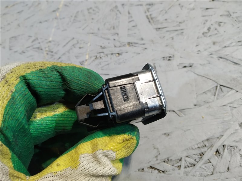 кнопка стеклоподъемника, 890 рублей, Санкт-Петербург