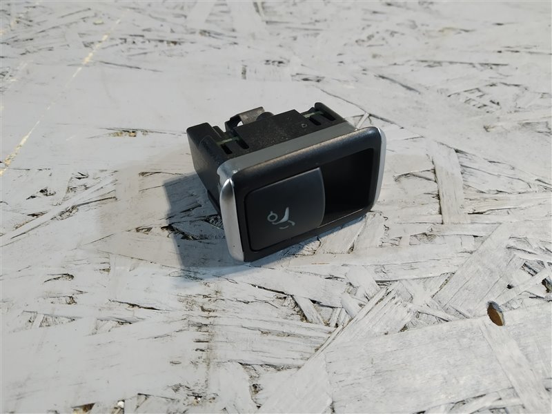 кнопка крышки багажника, 890 рублей, Санкт-Петербург