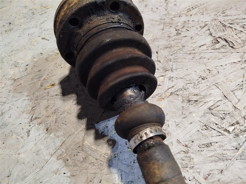 полуось, 3990 рублей, Санкт-Петербург