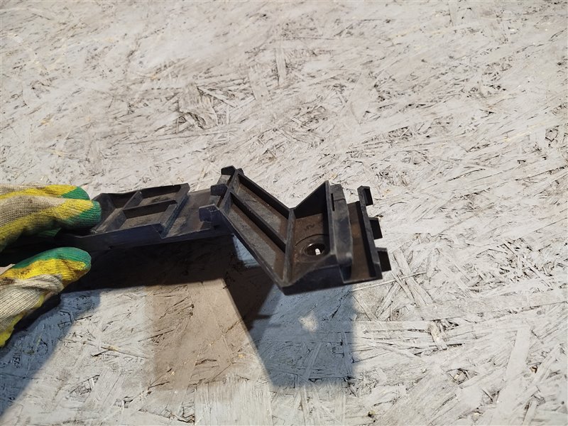 кронштейн бампера, 1100 рублей, Санкт-Петербург