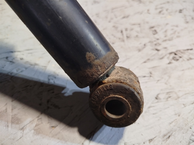 амортизатор, 3970 рублей, Санкт-Петербург