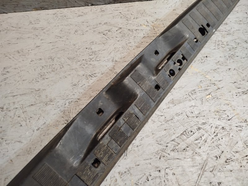 накладка багажника, 1720 рублей, Санкт-Петербург