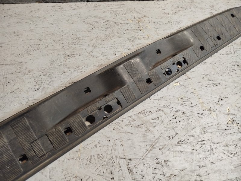 накладка багажника, 1760 рублей, Санкт-Петербург