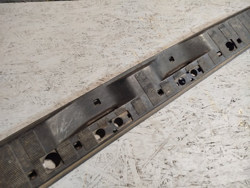 накладка багажника, 1720 рублей, Санкт-Петербург