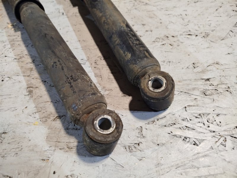 амортизатор, 4830 рублей, Санкт-Петербург