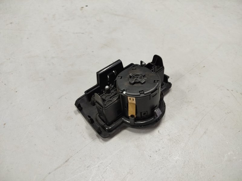 переключатель света, 2300 рублей, Санкт-Петербург