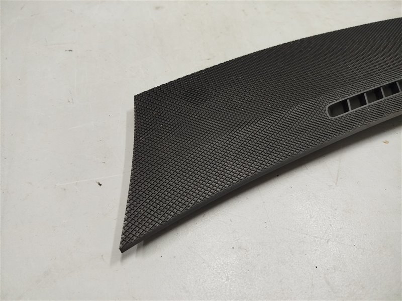 Накладка на торпедо, 2305 рублей, Санкт-Петербург