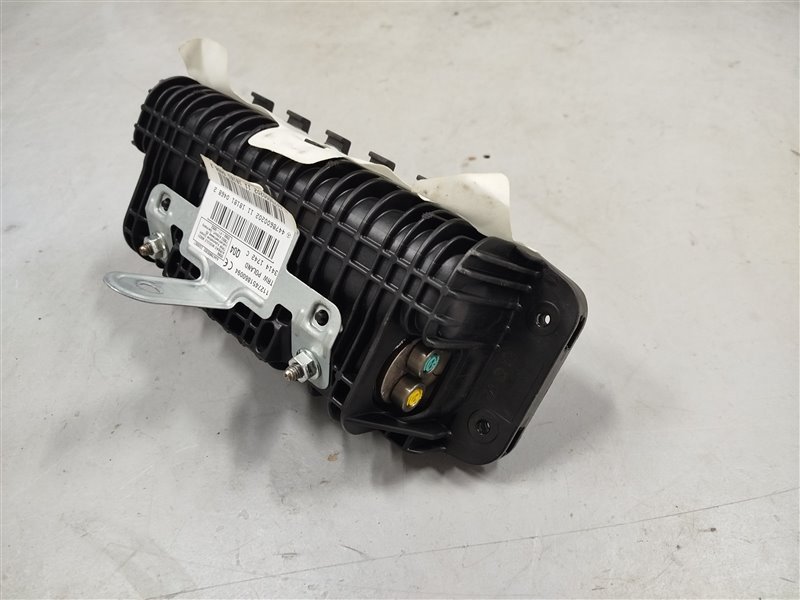 подушка в торпедо, 20805 рублей, Санкт-Петербург