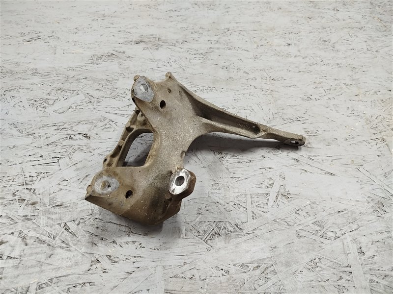 Кронштейн МКПП, 2790 рублей, Санкт-Петербург