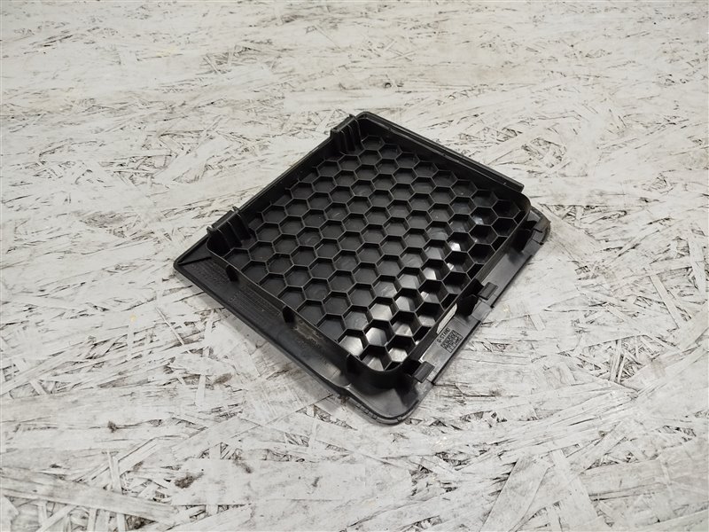 Крышка аккумулятора, 1475 рублей, Санкт-Петербург