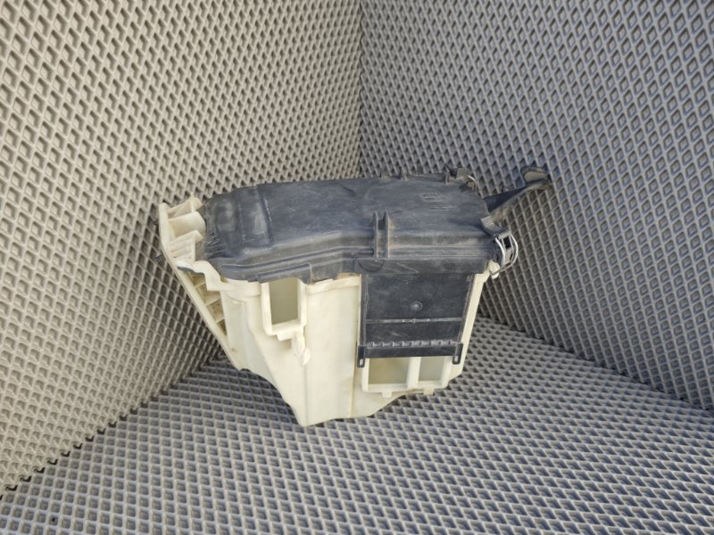 корпус блока предохранителей, 1620 рублей, Санкт-Петербург