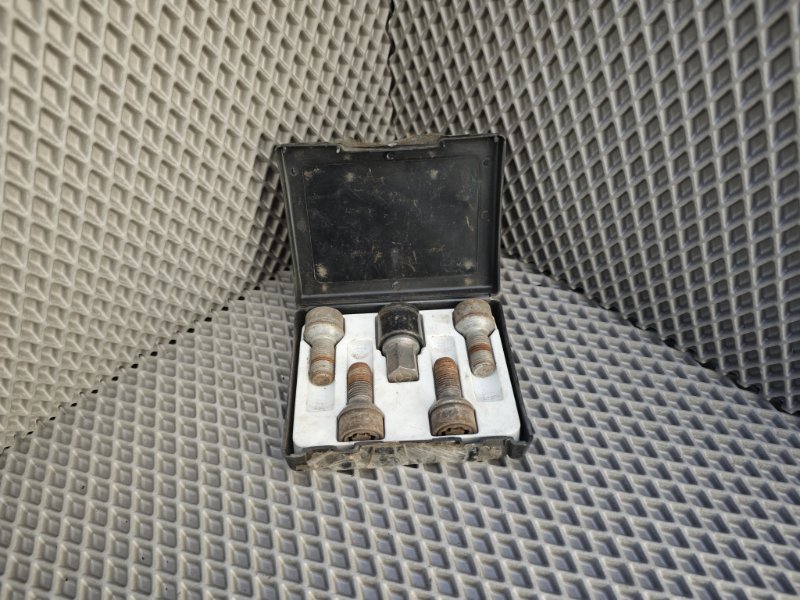 болты секретные, 3350 рублей, Санкт-Петербург