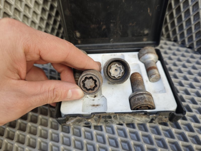 болты секретные, 3350 рублей, Санкт-Петербург