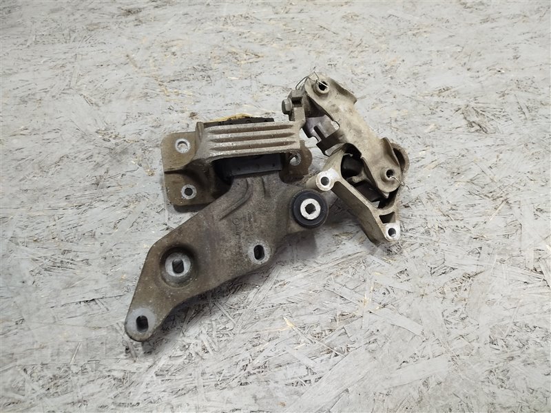 подушка двигателя, 11735 рублей, Санкт-Петербург