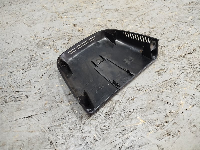 Накладка зеркала, 1715 рублей, Санкт-Петербург