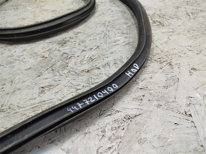 уплотнитель двери, 2680 рублей, Санкт-Петербург